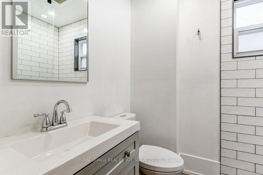 1 - 10 Fennings Street, Toronto, Ontario  M6J 3B8 - Photo 32 - C14095572