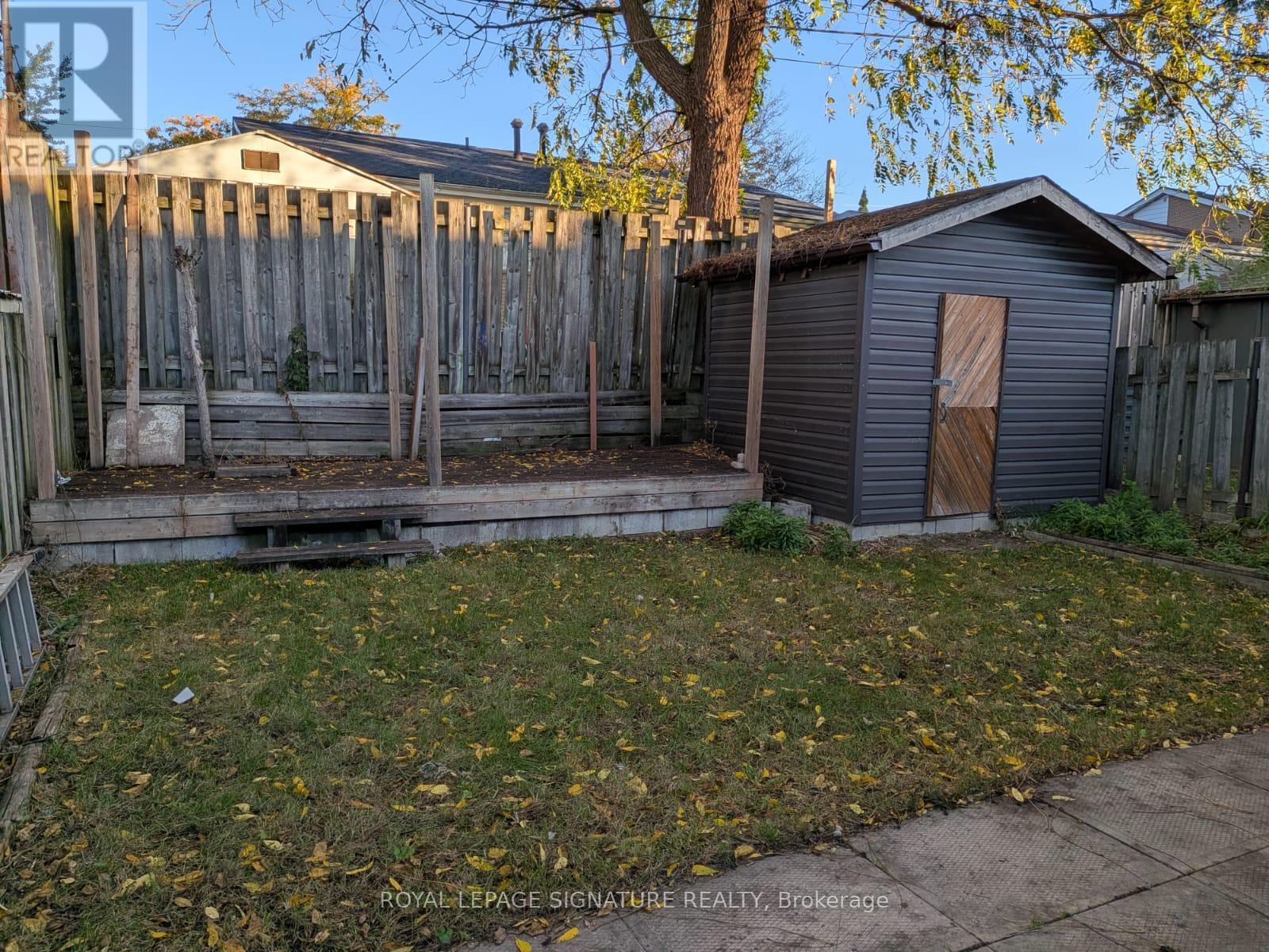 26 Trinnell Boulevard, Toronto, Ontario  M1L 1S5 - Photo 10 - E14095558