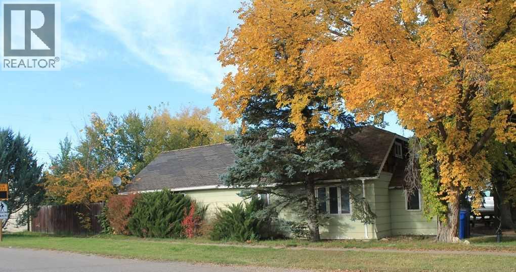 136 1st Street W