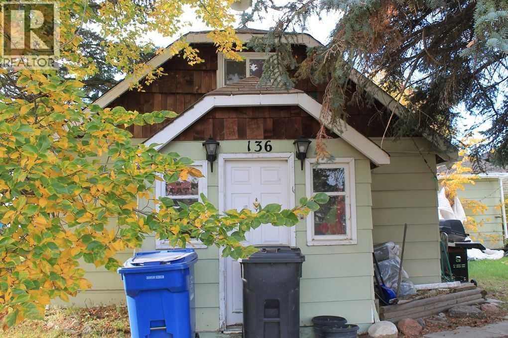 136 1st Street W