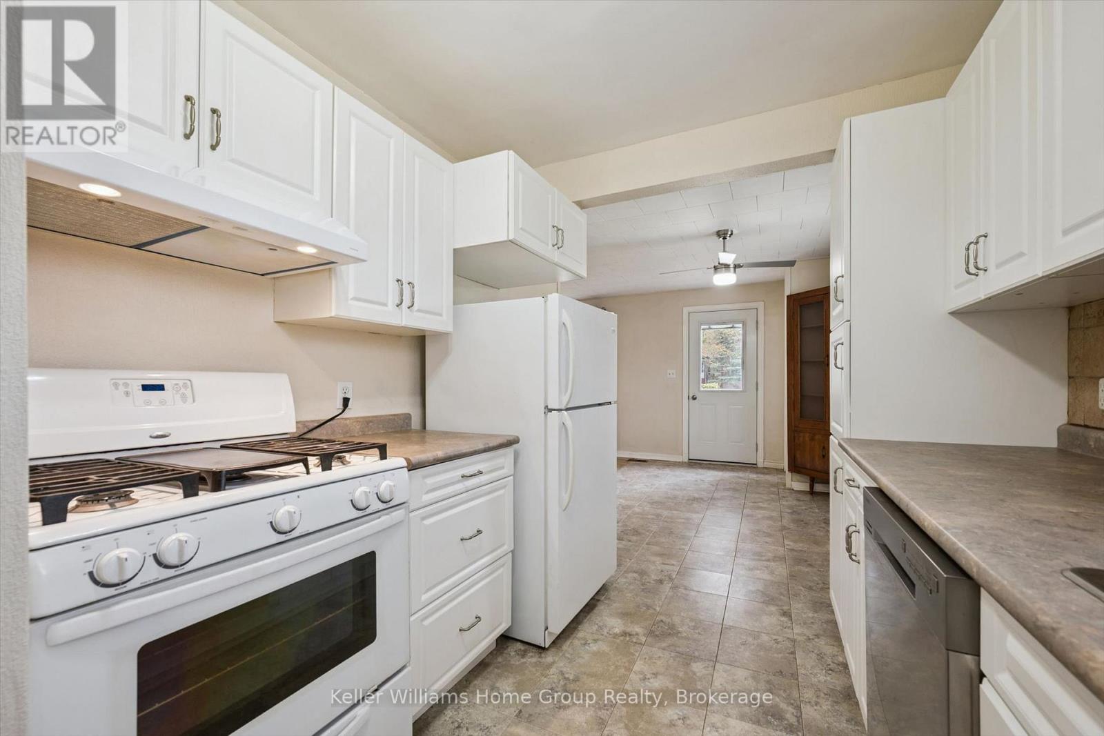 320 Queen Street W, Wellington North (Mount Forest), Ontario  N0G 2L3 - Photo 13 - X14095508