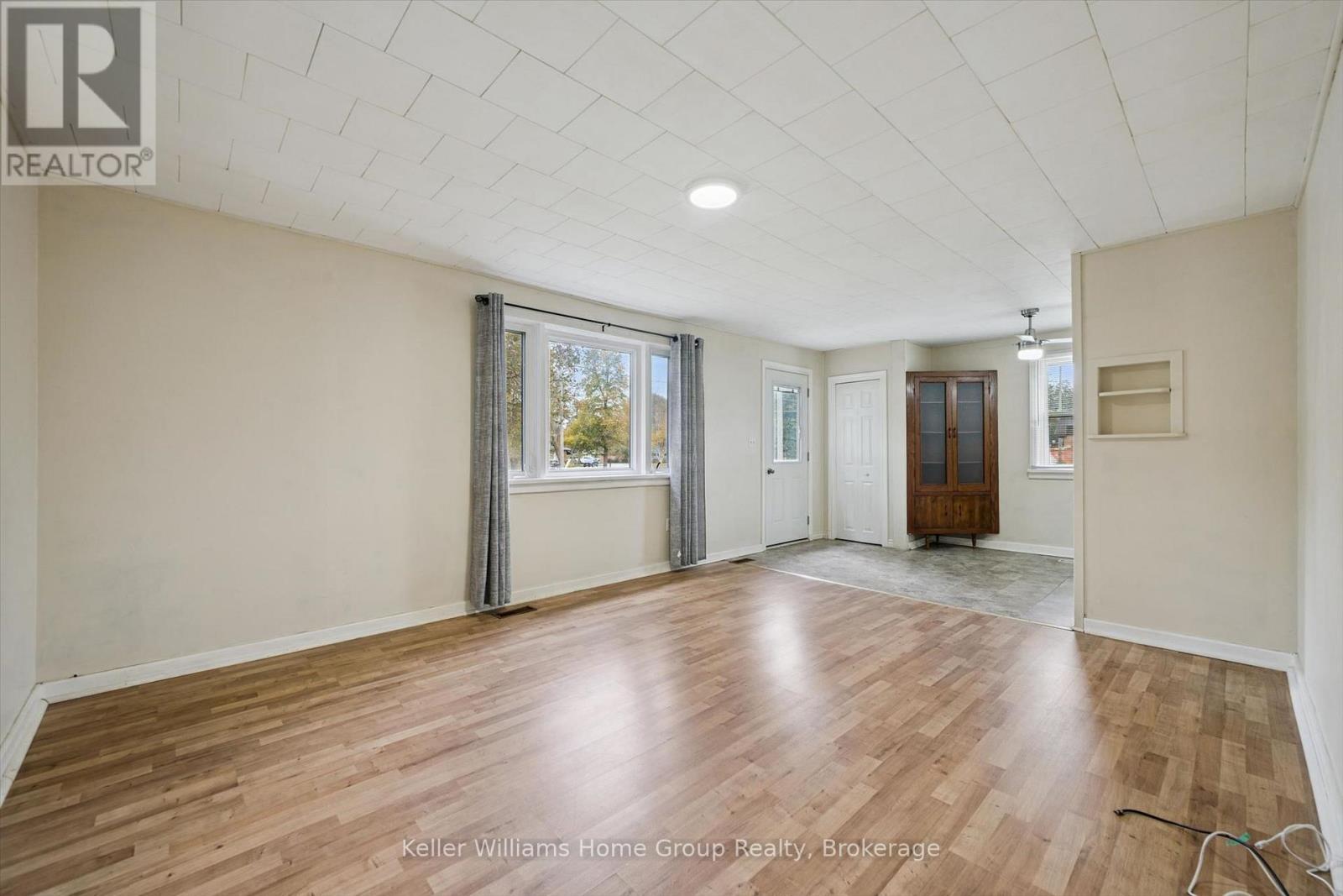 320 Queen Street W, Wellington North (Mount Forest), Ontario  N0G 2L3 - Photo 15 - X14095508