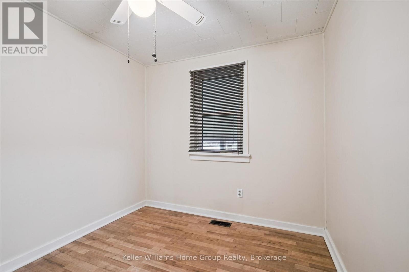320 Queen Street W, Wellington North (Mount Forest), Ontario  N0G 2L3 - Photo 18 - X14095508