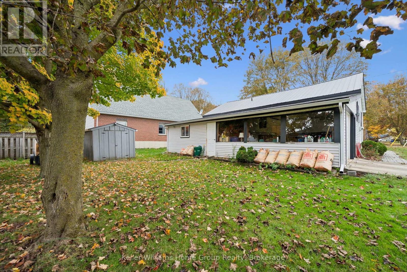 320 Queen Street W, Wellington North (Mount Forest), Ontario  N0G 2L3 - Photo 35 - X14095508
