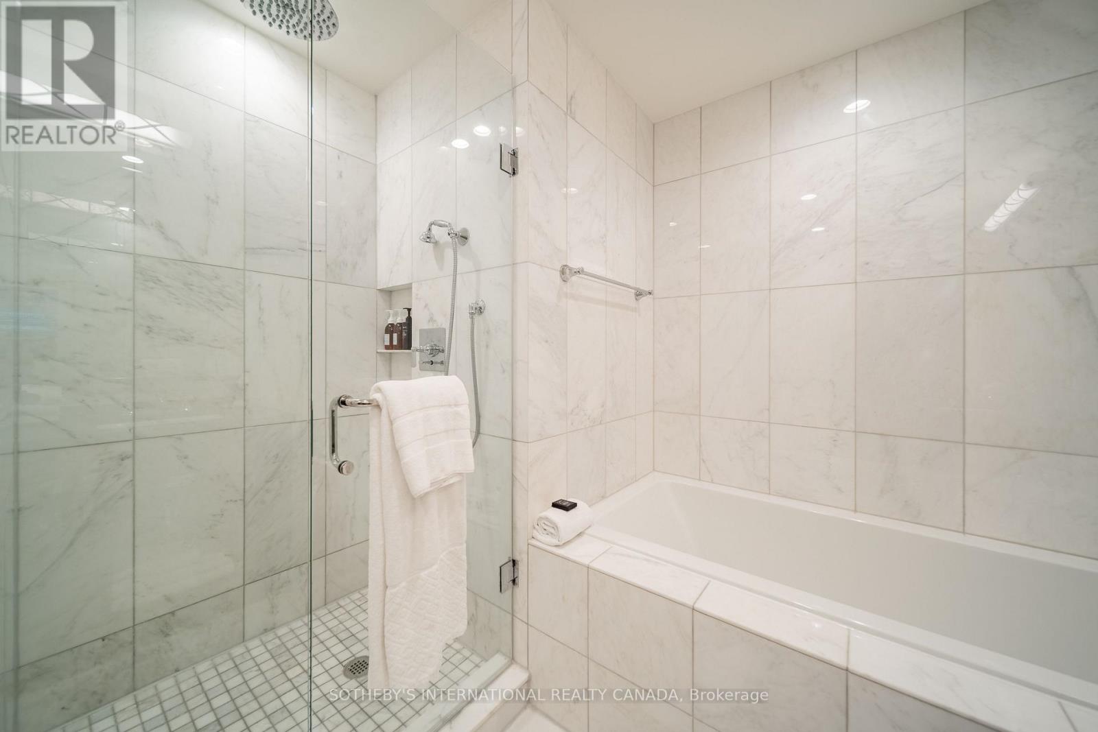 1905 - 325 Bay Street, Toronto, Ontario  M5H 4G3 - Photo 15 - C14095404