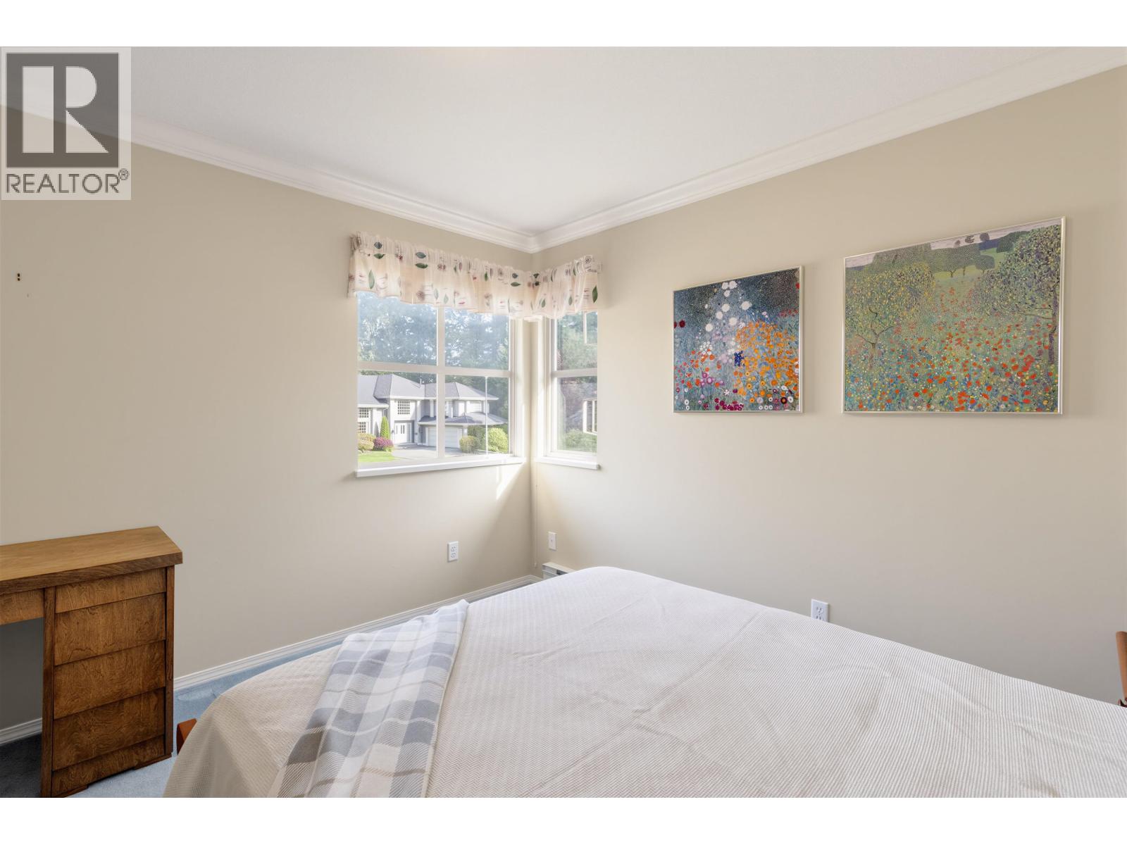 4800 ENGLISH BLUFF COURT