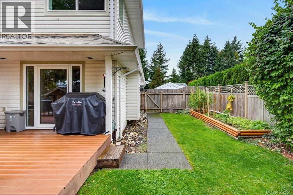 1123 Zeballos Dr
