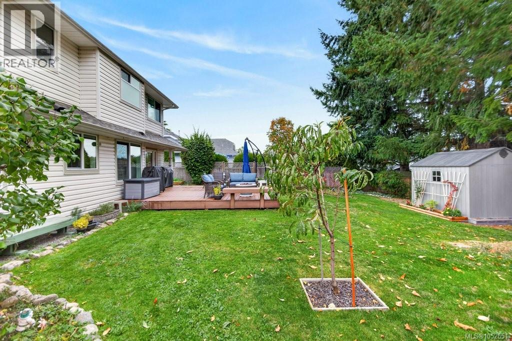 1123 Zeballos Dr