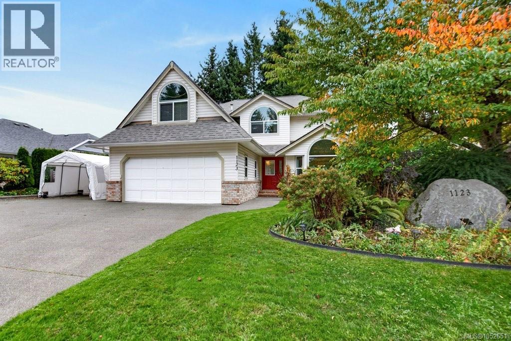 1123 Zeballos Dr