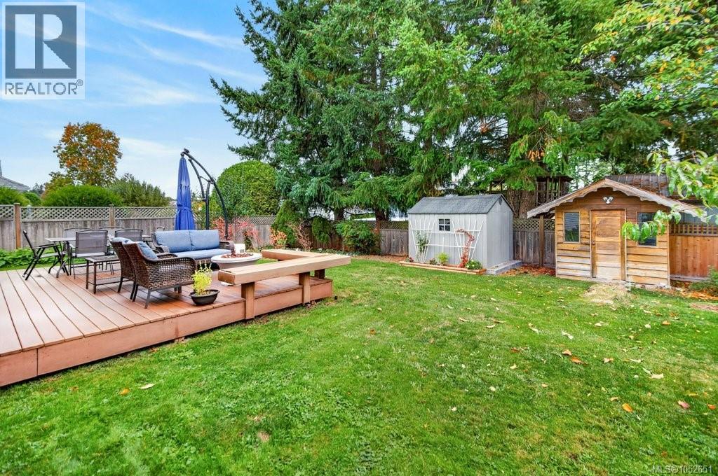 1123 Zeballos Dr
