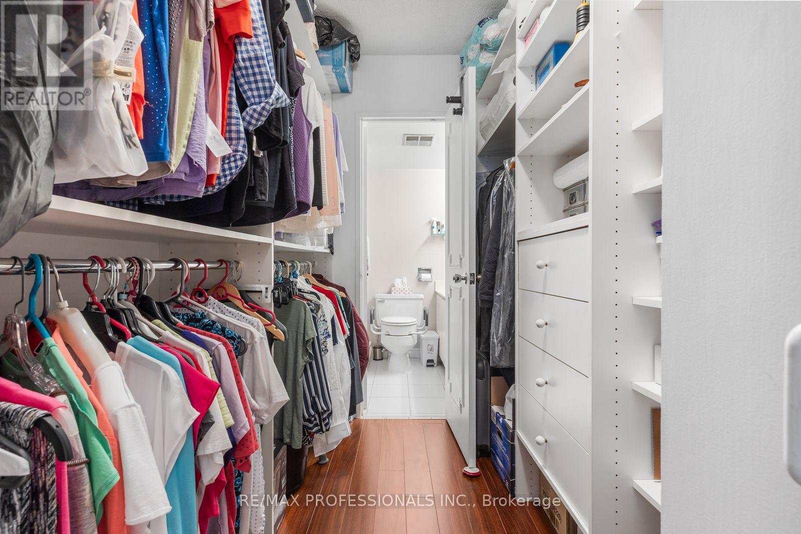 Ph30 - 300 Mill Road, Toronto, Ontario M9C 4W7 - Photo 17 - W14095492
