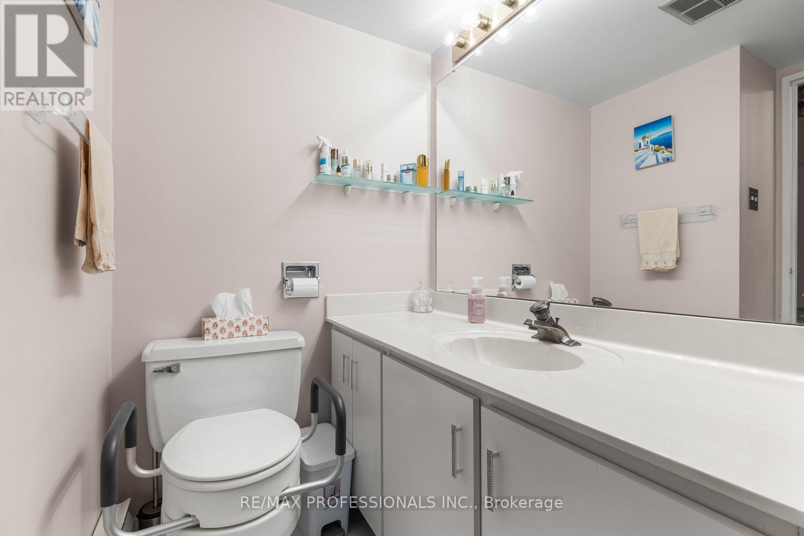 Ph30 - 300 Mill Road, Toronto, Ontario M9C 4W7 - Photo 18 - W14095492