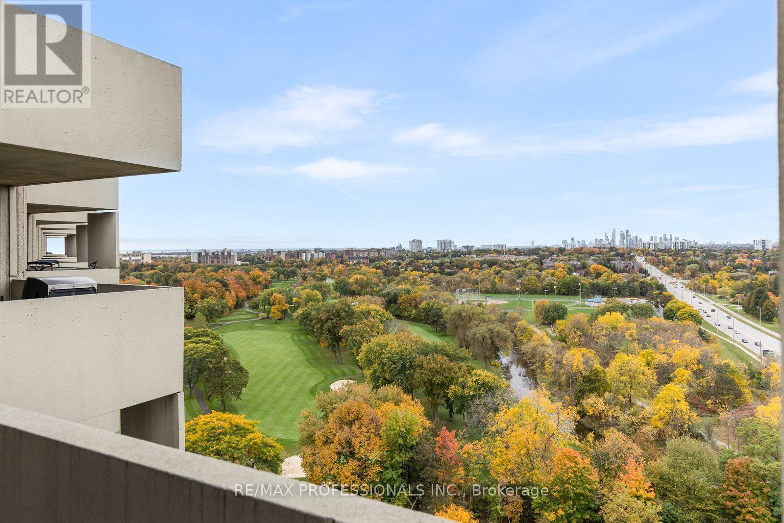Ph30 - 300 Mill Road, Toronto, Ontario M9C 4W7 - Photo 25 - W14095492