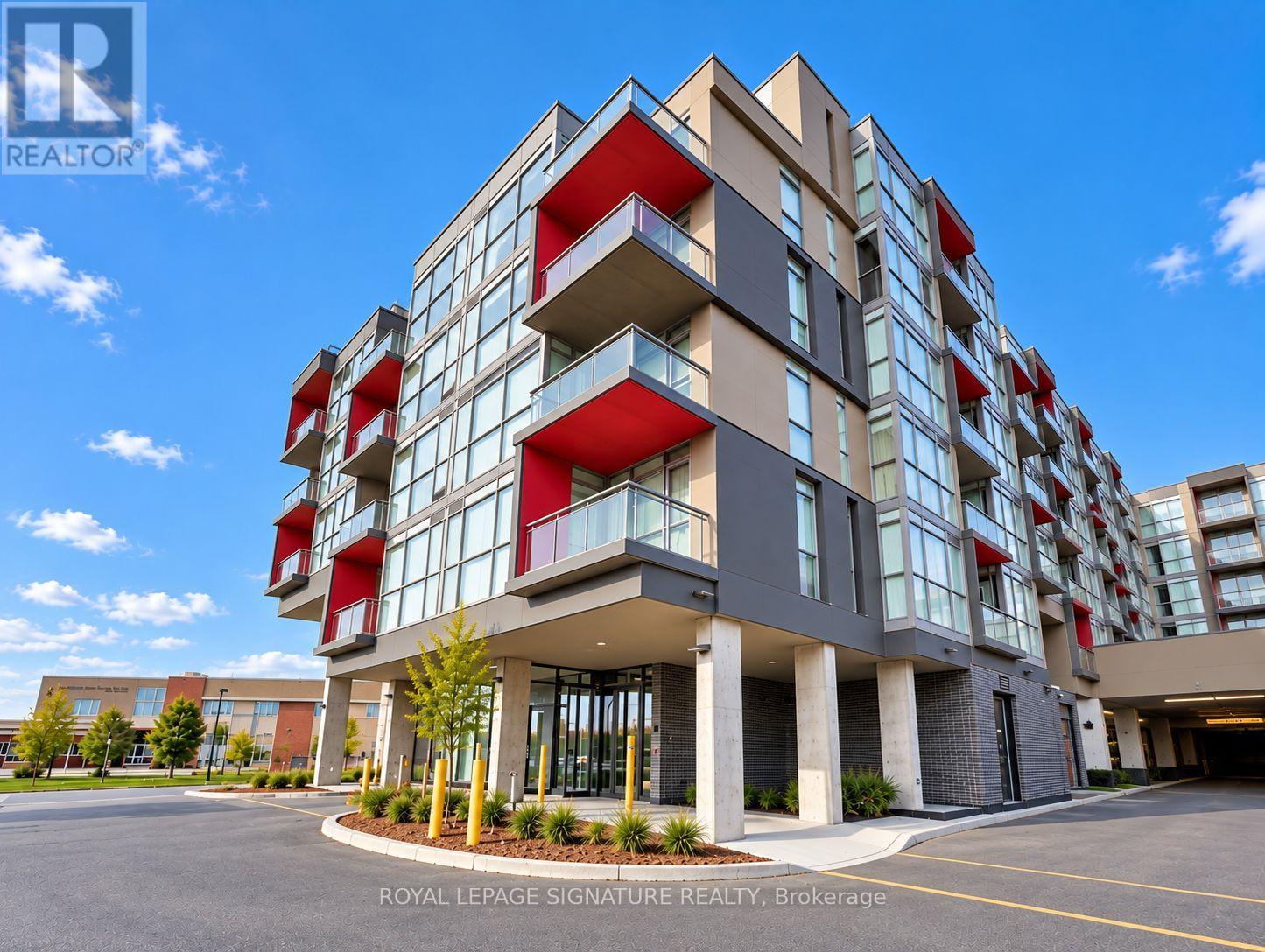 313 - 5220 DUNDAS STREET, Burlington, Ontario