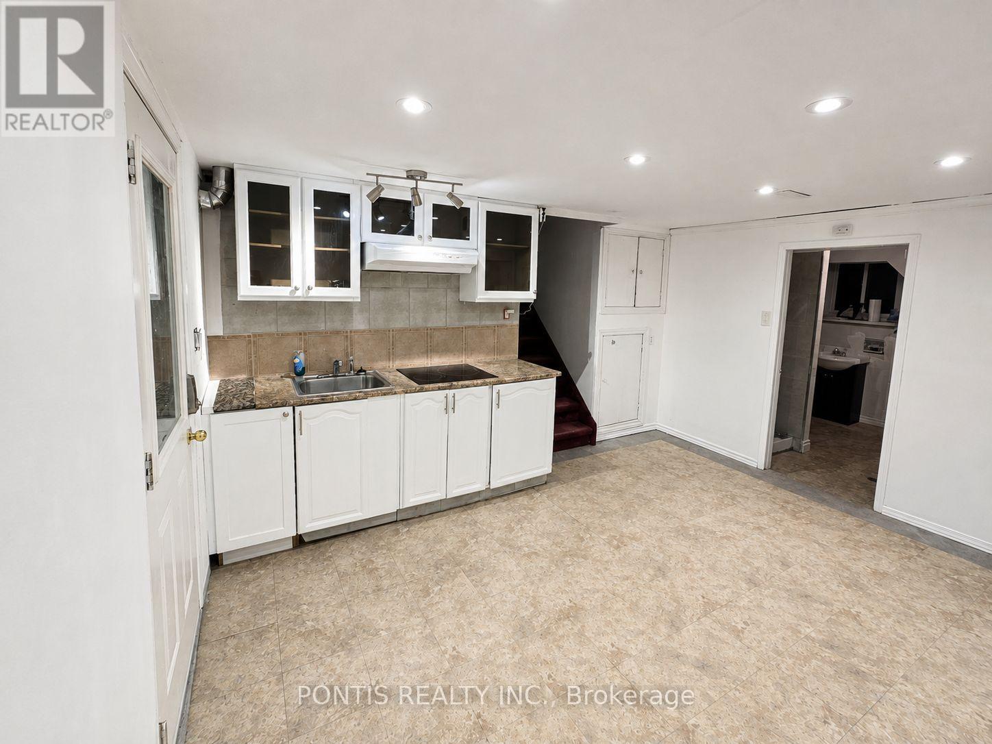 Bsmt - 3408 Monica Drive, Mississauga, Ontario  L4T 3E7 - Photo 3 - W14095618