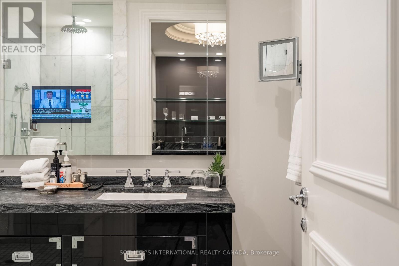 1905 - 325 Bay Street, Toronto, Ontario  M5H 4G3 - Photo 12 - C14095416