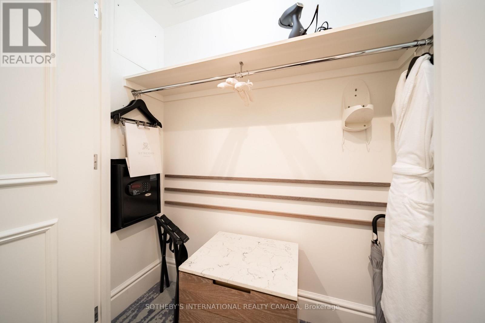 1905 - 325 Bay Street, Toronto, Ontario  M5H 4G3 - Photo 9 - C14095416