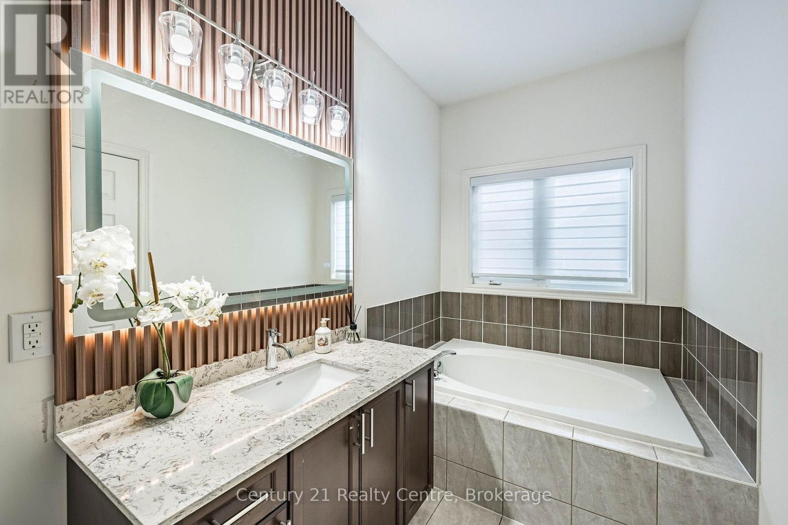 355 Royal West Drive W, Brampton, Ontario  L6X 5J6 - Photo 24 - W14095522