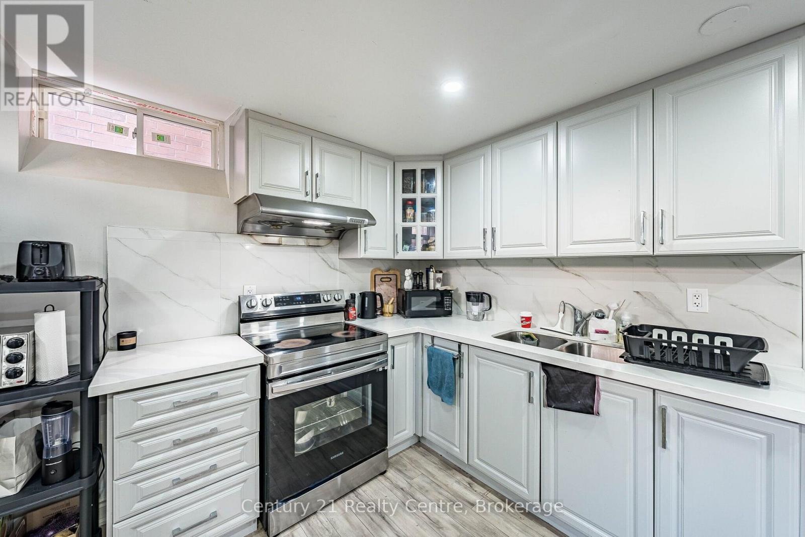 355 Royal West Drive W, Brampton, Ontario  L6X 5J6 - Photo 43 - W14095522