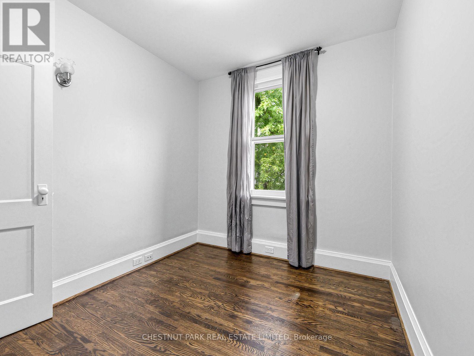 148 Felstead Avenue, Toronto, Ontario  M4J 1G5 - Photo 17 - E14095596