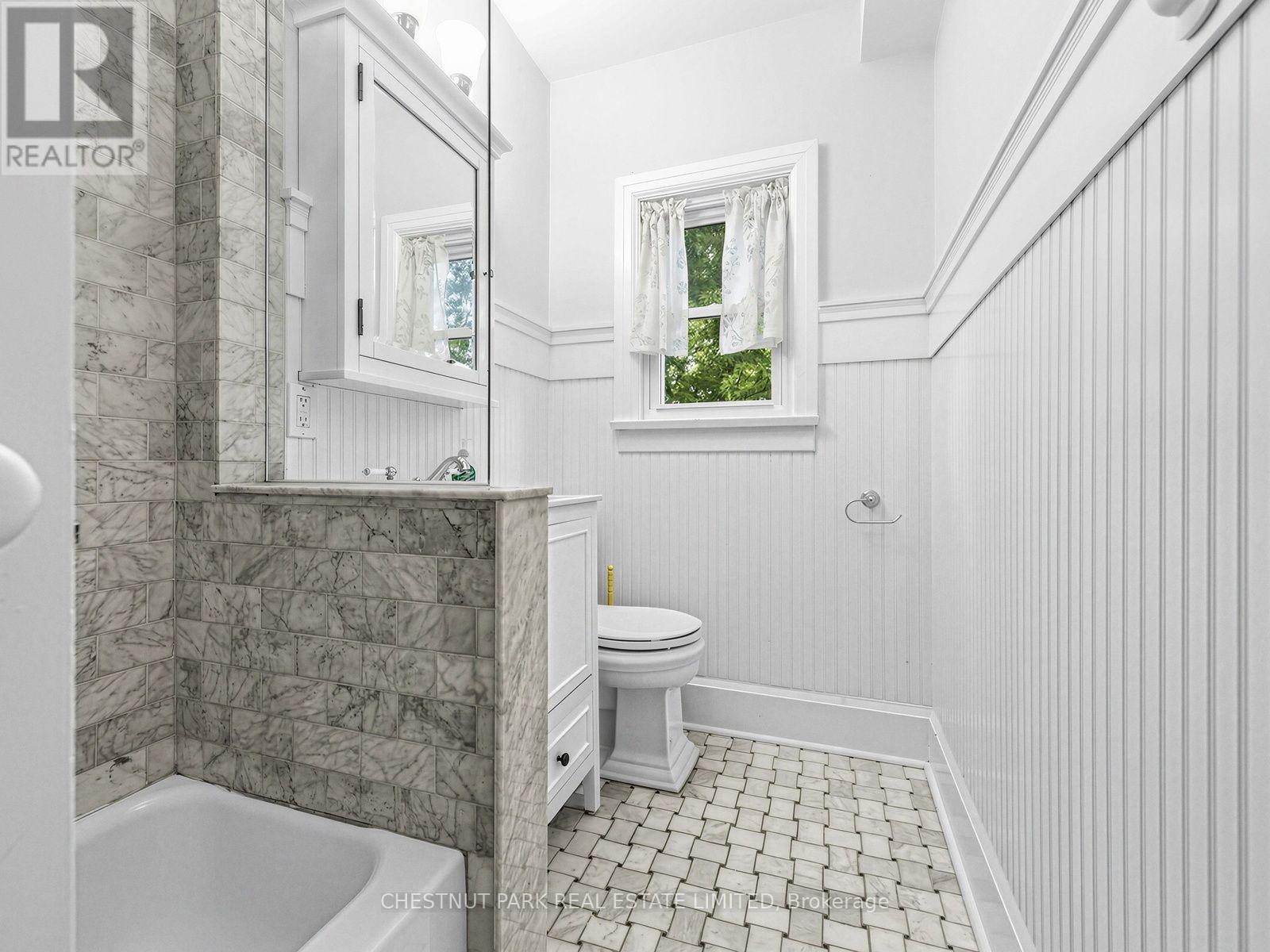 148 Felstead Avenue, Toronto, Ontario  M4J 1G5 - Photo 21 - E14095596