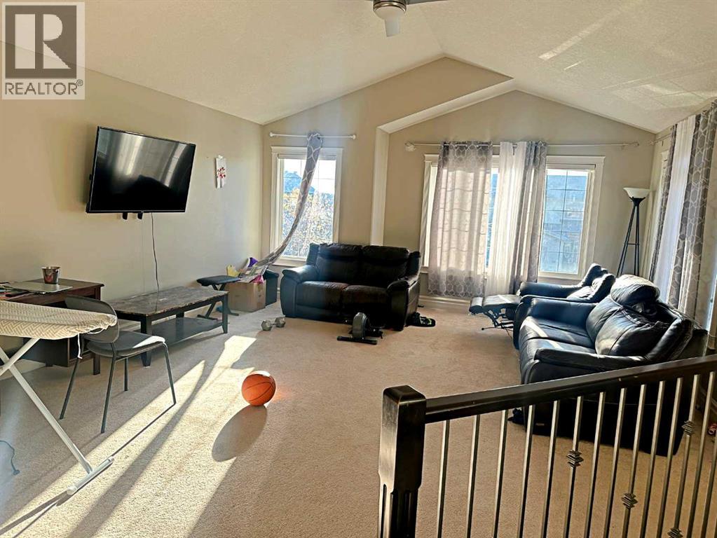 110 Pebble Lane