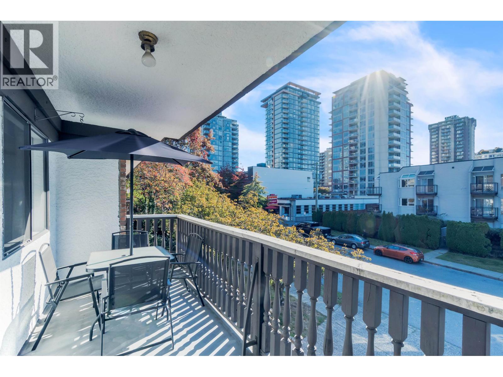 205 1610 Chesterfield Avenue, North Vancouver, British Columbia  V7M 2N7 - Photo 16 - R3174685