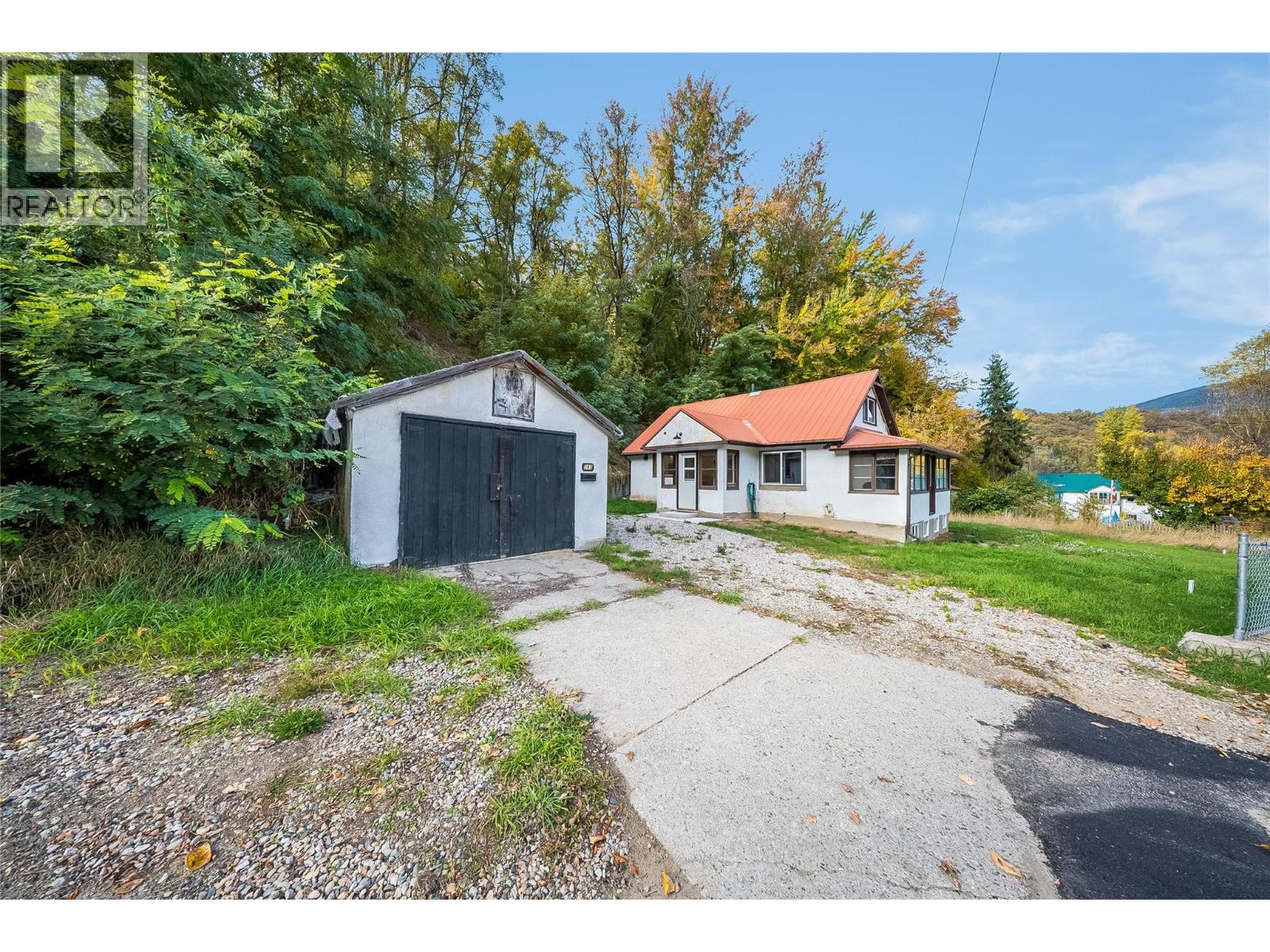 283 Wellington Avenue, Warfield, British Columbia  V1R 2K9 - Photo 5 - 10403362