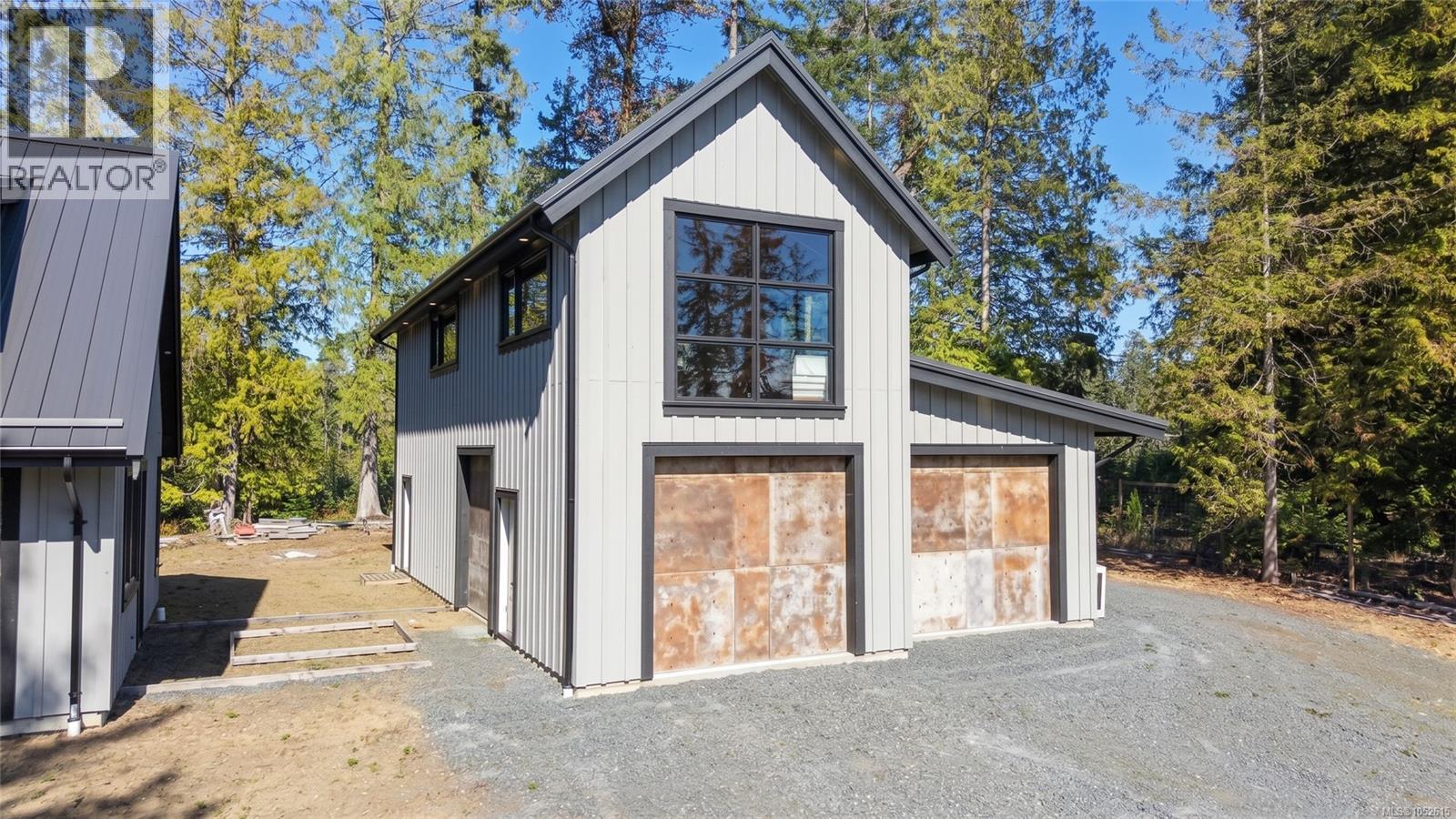 1195 Evergreen Way