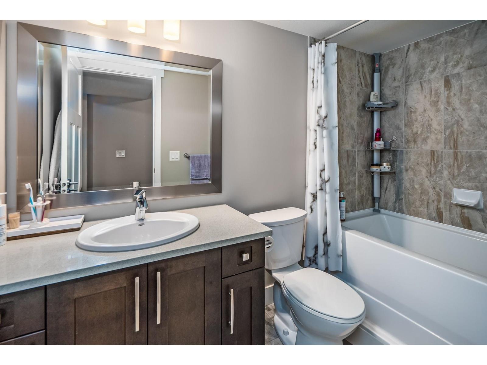 20499 82 Avenue, Langley, British Columbia  V2Y 0S3 - Photo 32 - R3175999