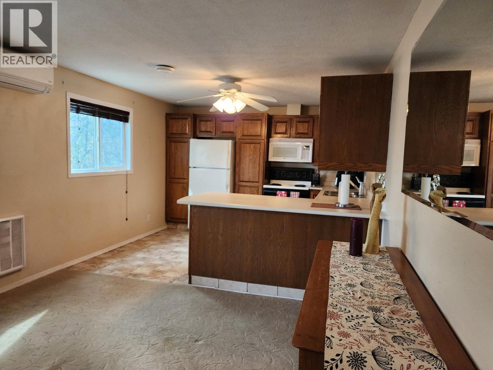 5440 41 Highway, Grand Forks, British Columbia  V0H 1H5 - Photo 22 - 10389271