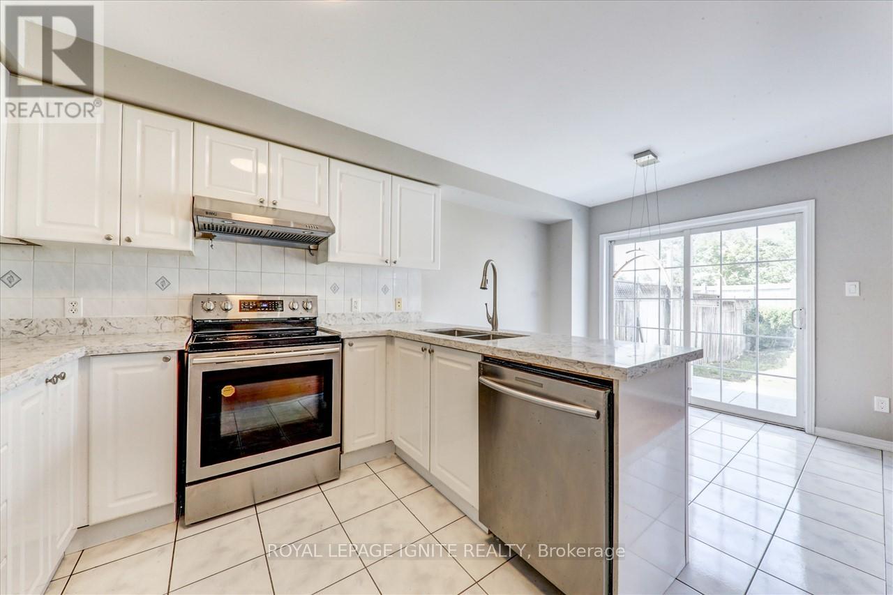 32 Tansley Crescent, Ajax, Ontario  L1Z 1Y3 - Photo 13 - E13846236