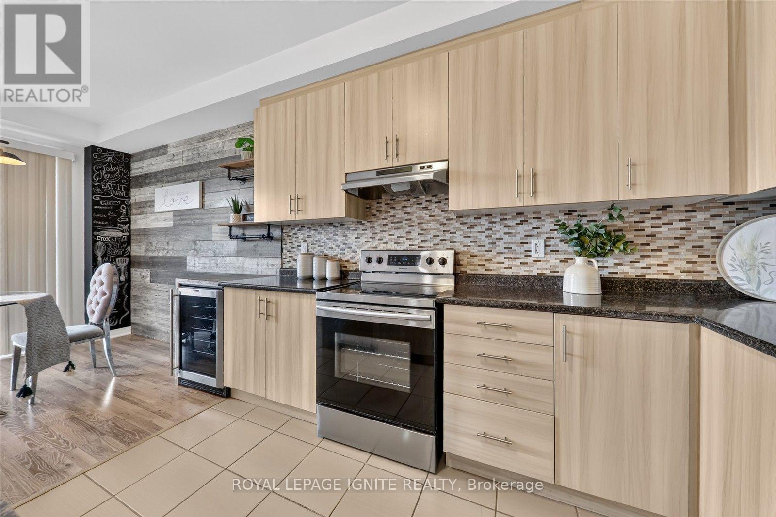 52 Stych Street, New Tecumseth, Ontario  L0G 1W0 - Photo 14 - N13873630