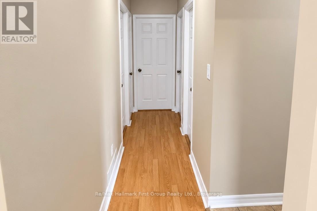 Main - 78 Commerford Street, Thorold, Ontario  L2V 4R1 - Photo 4 - X14095706