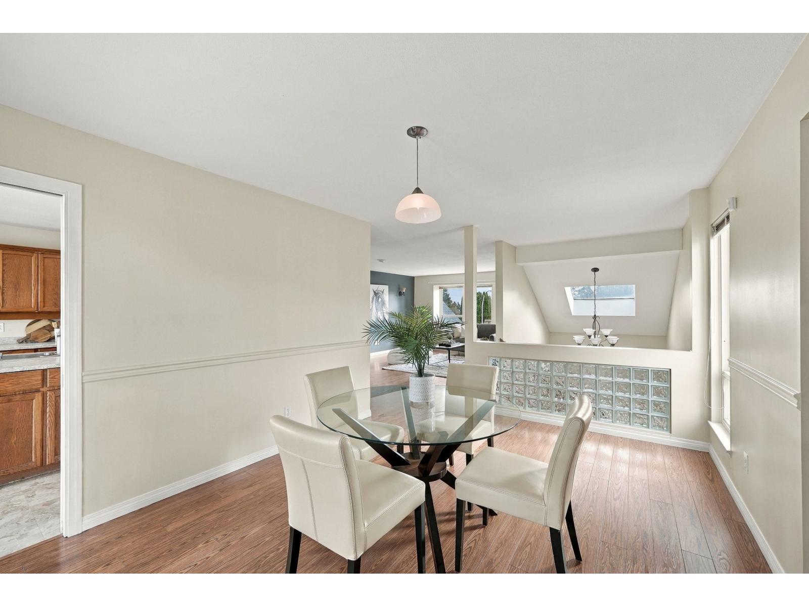6375 187a Street, Surrey, British Columbia  V3S 7W2 - Photo 11 - R3175936