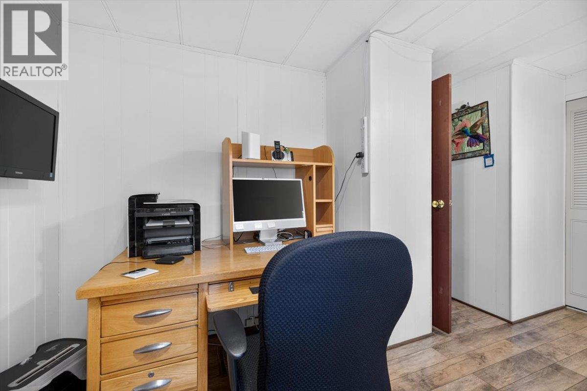 9882 Victoria Street, Fernie, British Columbia  V0B 1M5 - Photo 47 - 10403370