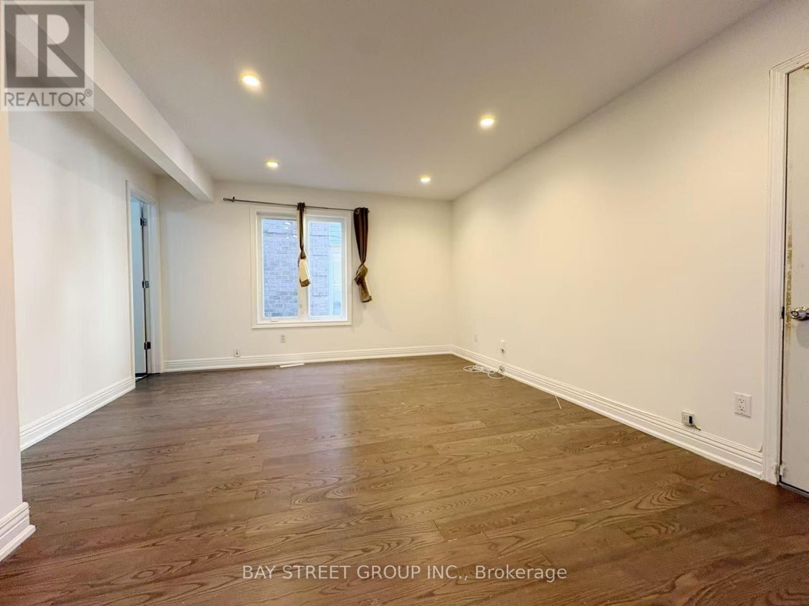 48 New Forest Square, Toronto, Ontario  M1V 2Z8 - Photo 4 - E14095710