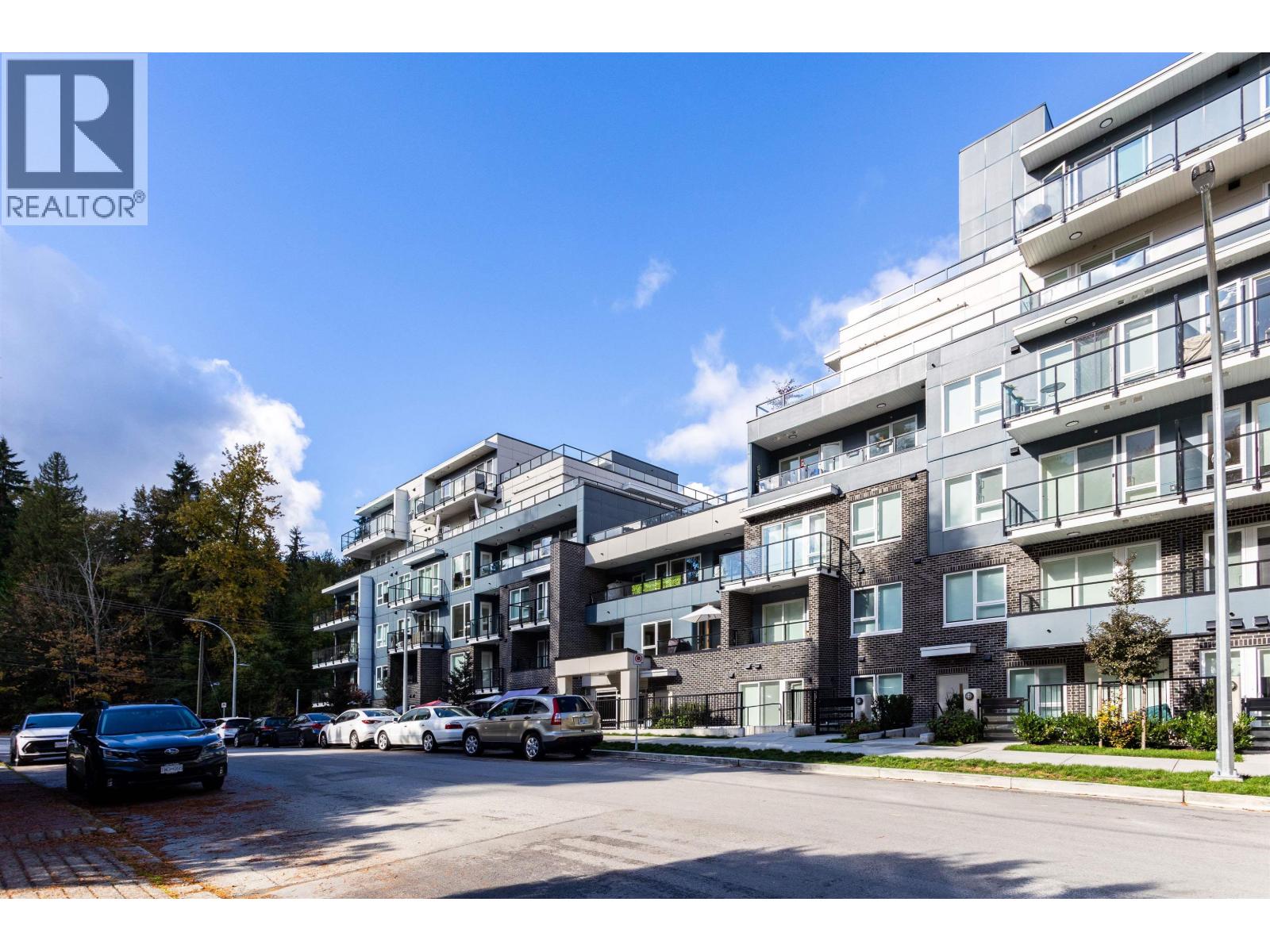 314 2002 ST. GEORGE STREET, port moody, British Columbia
