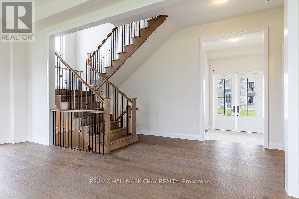 12 Pinetree Drive, Oro-Medonte, Ontario  L0L 2L0 - Photo 16 - S14095714