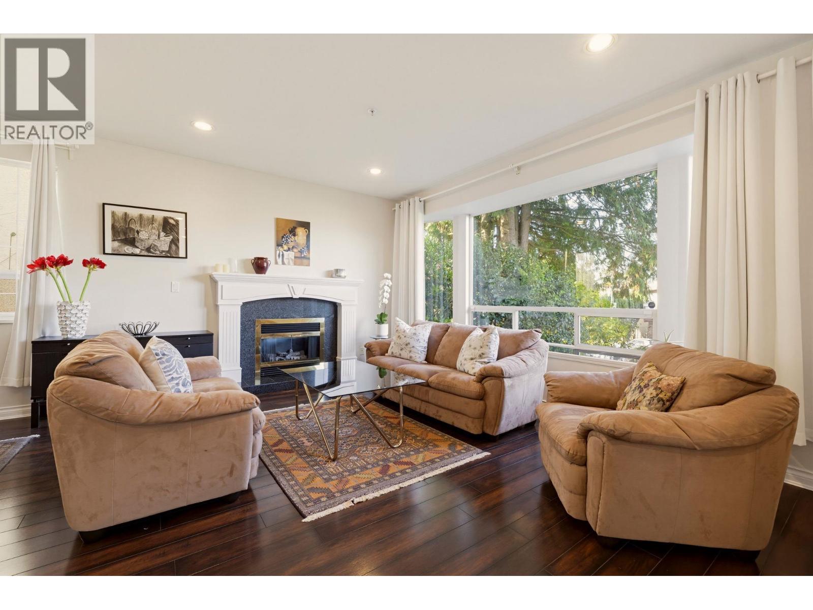 5454 Inverness Street, Vancouver, British Columbia  V5W 3P1 - Photo 2 - R3176669