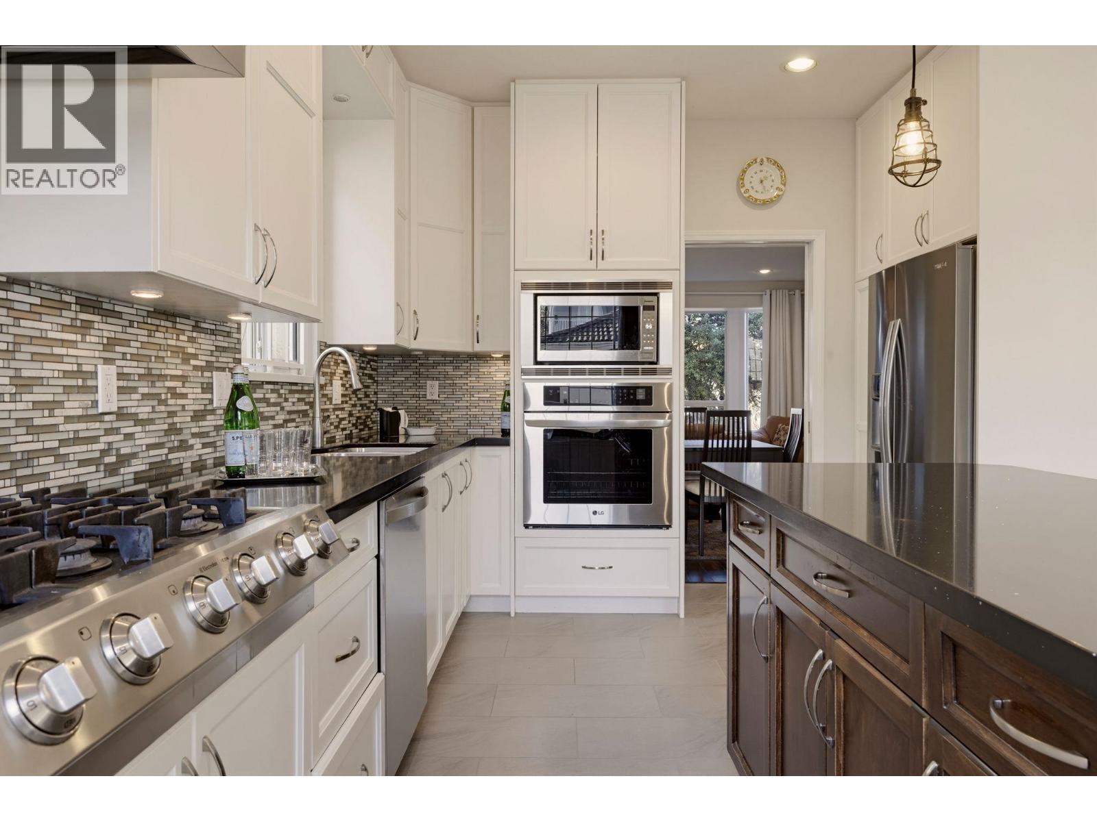 5454 Inverness Street, Vancouver, British Columbia  V5W 3P1 - Photo 6 - R3176669