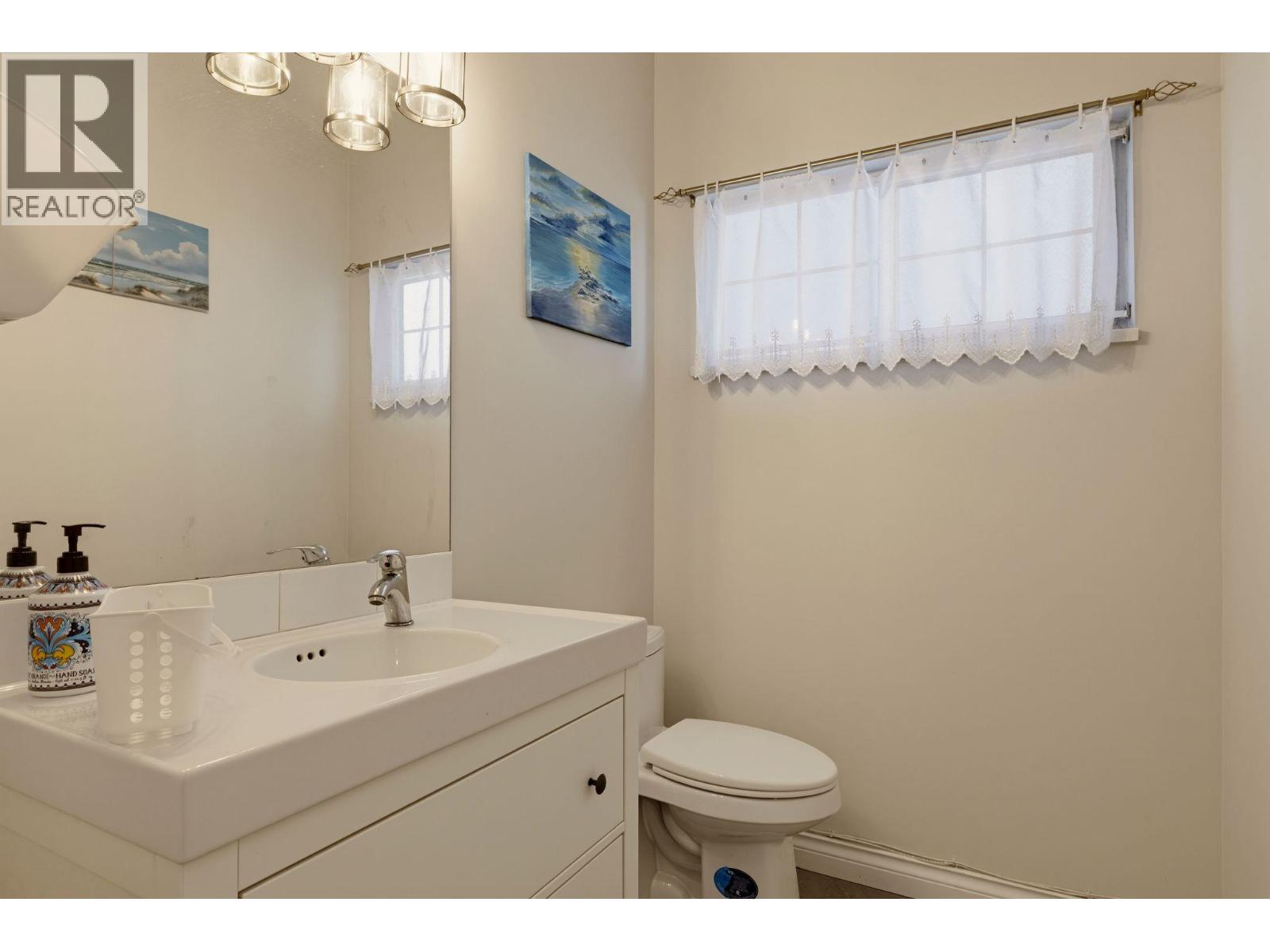 5454 Inverness Street, Vancouver, British Columbia  V5W 3P1 - Photo 9 - R3176669