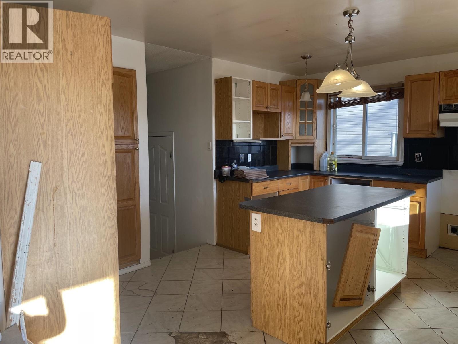 5739 Gairdner Crescent, Fort Nelson, British Columbia V0C 1R0 - Photo 6 - R3150926