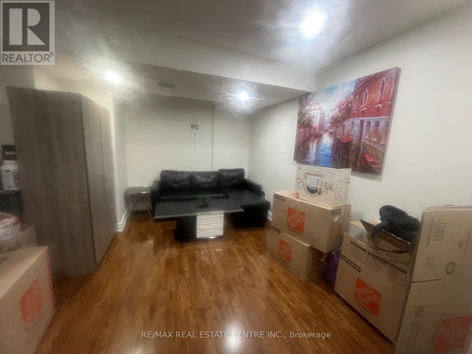 (Basement) - 210 Valleyway Drive, Brampton, Ontario L6X 0N9 - Photo 12 - W14095640