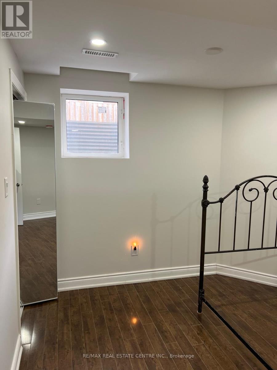 (Basement) - 210 Valleyway Drive, Brampton, Ontario L6X 0N9 - Photo 7 - W14095640