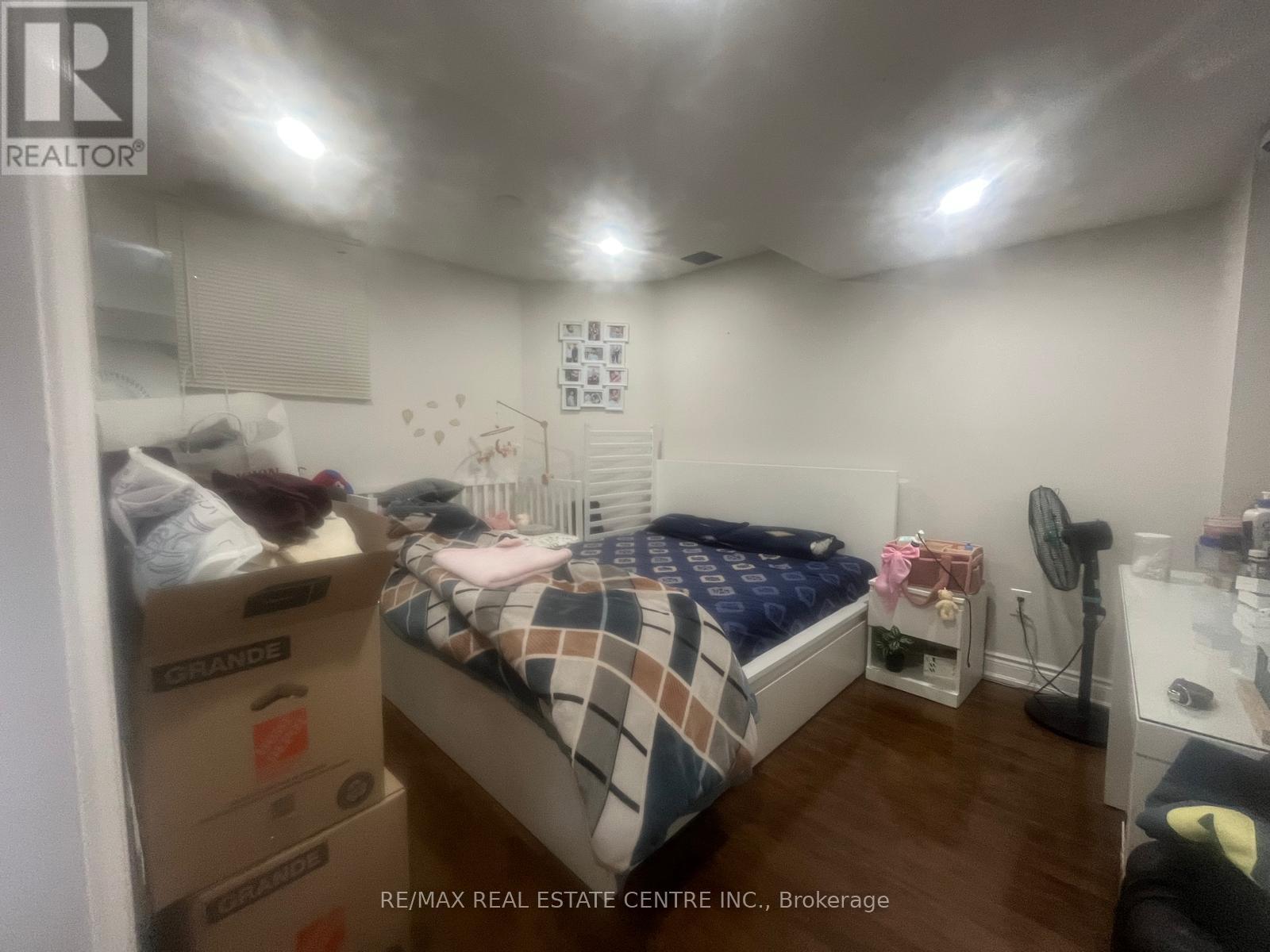 (Basement) - 210 Valleyway Drive, Brampton, Ontario L6X 0N9 - Photo 8 - W14095640