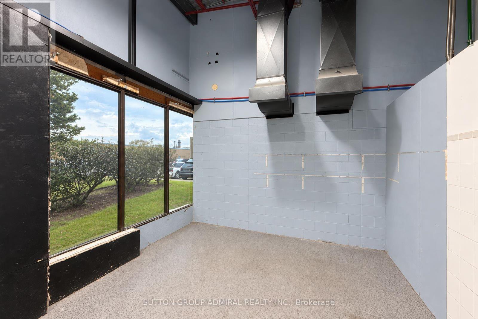 #1 - 130 Lepage Court, Toronto, Ontario  M3J 3J1 - Photo 12 - W14095644