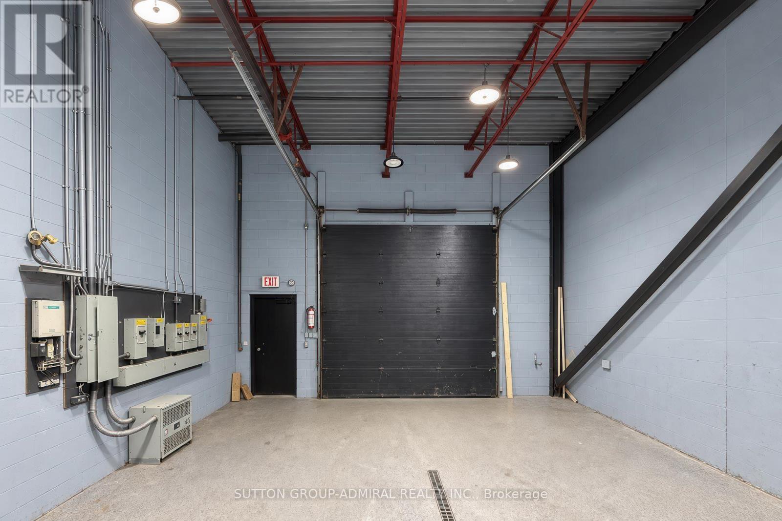 #1 - 130 Lepage Court, Toronto, Ontario  M3J 3J1 - Photo 15 - W14095644
