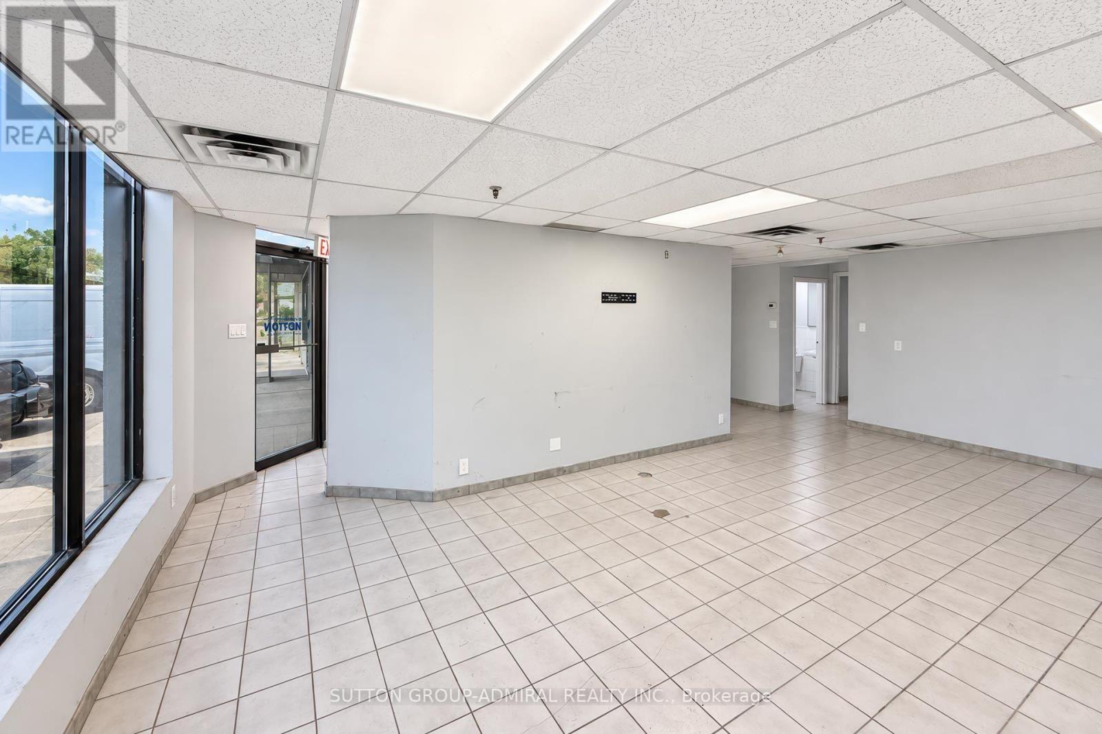 #1 - 130 Lepage Court, Toronto, Ontario  M3J 3J1 - Photo 24 - W14095644