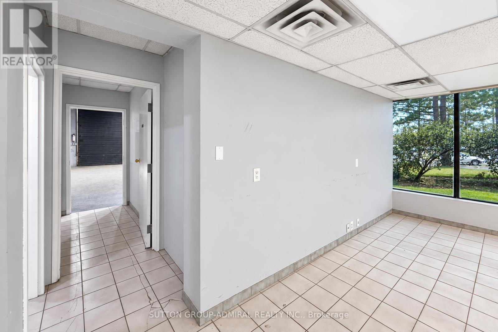 #1 - 130 Lepage Court, Toronto, Ontario  M3J 3J1 - Photo 29 - W14095644